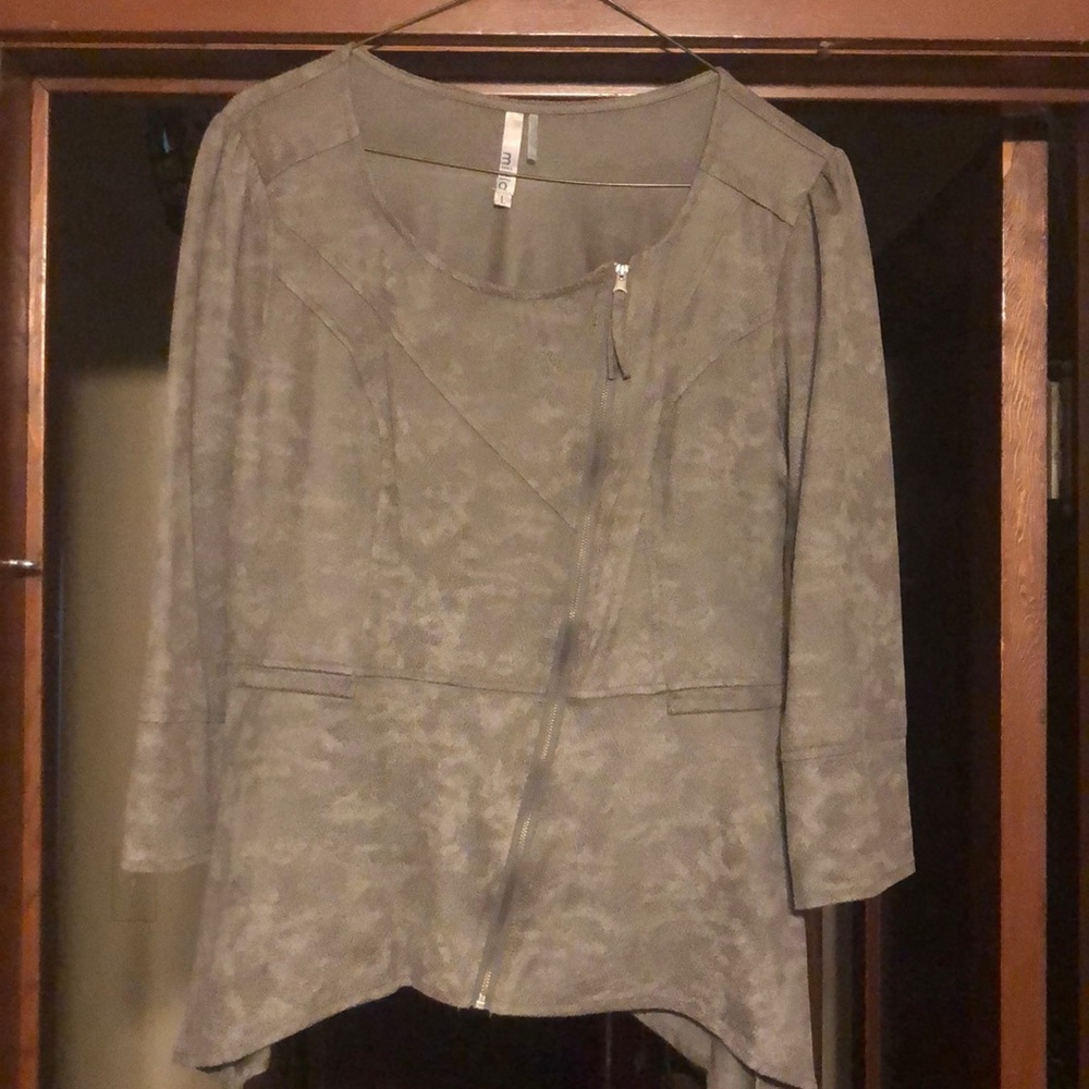 Suede-Like rustic layering jacket - Picture 2 of 5